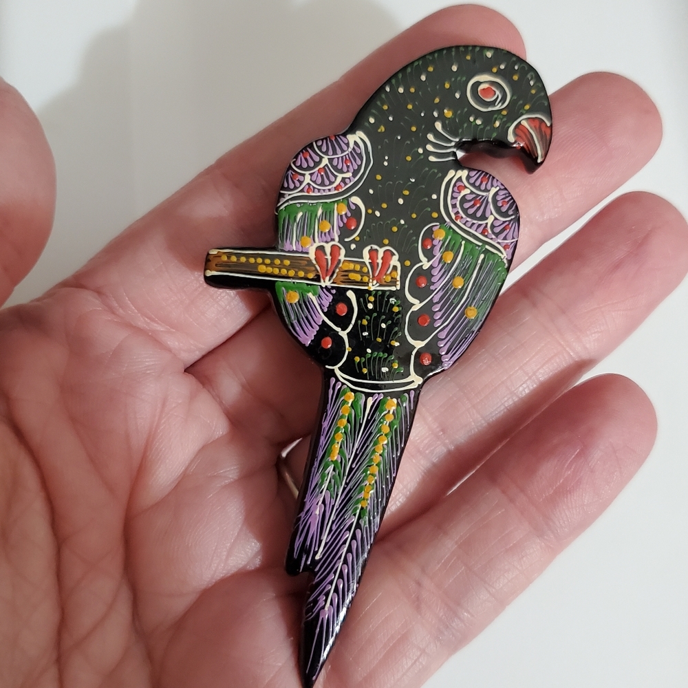 Vintage parrot ooak handmade hand painted wooden brooch pin unique vtg bird